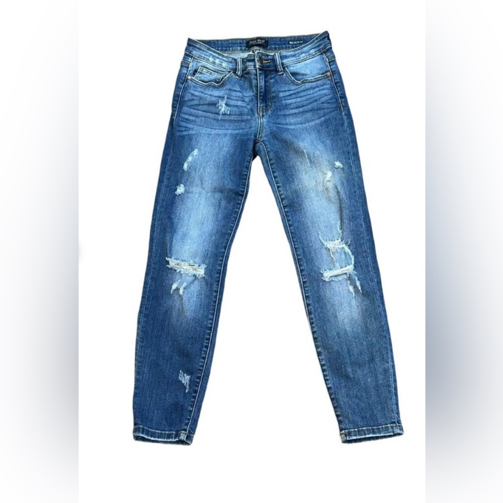 Judy Blue Stretchy Distressed Relaxed Fit Blue Jeans size 29/ 8